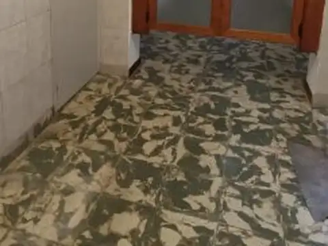 Departamento 5 ambientes con 2 baños
