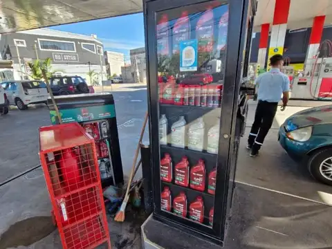 Av Juan Manuel De Rosas 4100