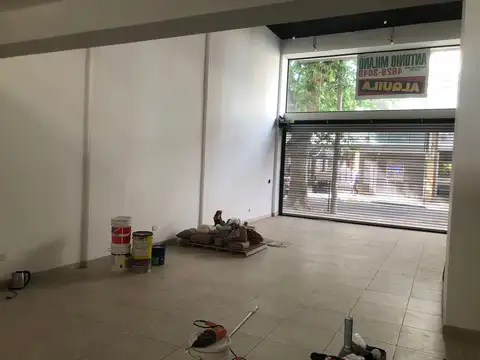 LOCAL COMERCIAL CENTRAL A ESTRENAR.