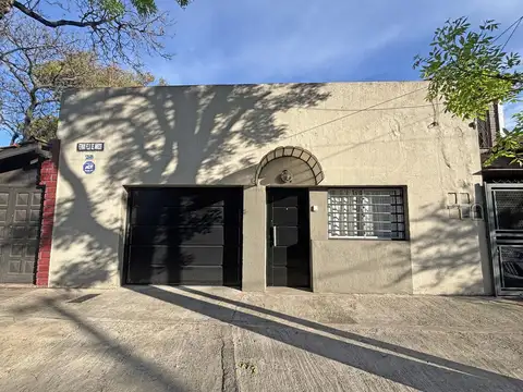 VENTA CASA 2 AMBIENTES EN MUNRO