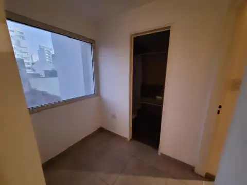 Depto Tipo Casa 3 ambientes con 2 baños