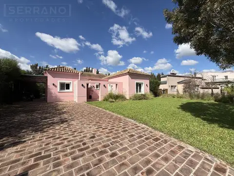 Alquiler Casa 4 ambientes con escritorio y lavadero en Santa Teresa. Villanueva.