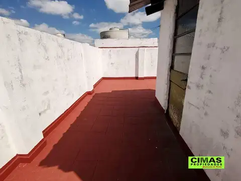 Depto Tipo Casa en Alquiler de 3 ambientes