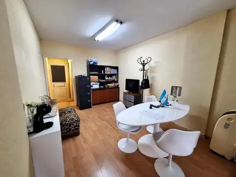 Lavalle 1200, Piso 6