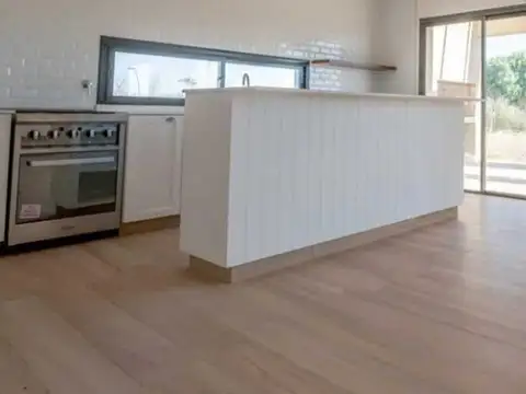 av de los lagos 100