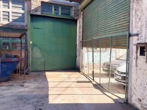 Galpon en Alquiler en Ramos Mejia, $ 2.900.000