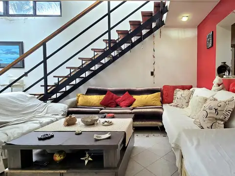 Depto Tipo Casa en Venta en Villa del Parque, USD 420.000