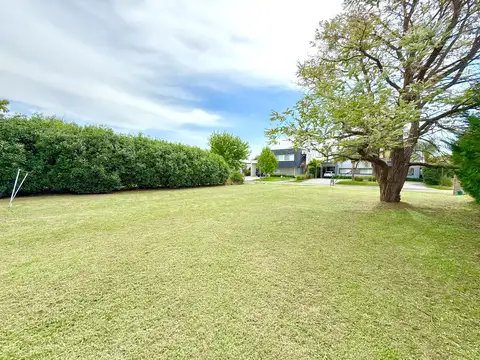 Terreno Lote en Venta Interno de 600m2 Barrio Altos de Hudson II