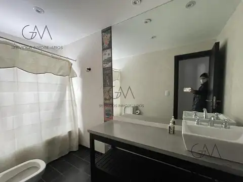 Casa 4 ambientes con 3 baños