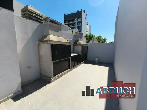 Departamento en Alquiler con 1 cocheras