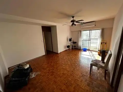 Álvarez Thomas Al 100 , Piso 9°c/ Cochera