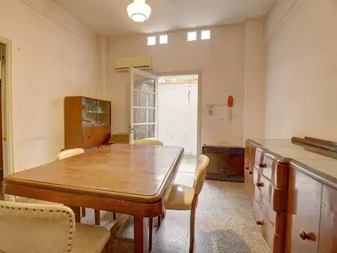 Venta PH 4 ambientes en PB con Patio sin expensas
