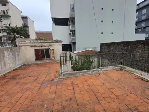Local en Alquiler 50 años