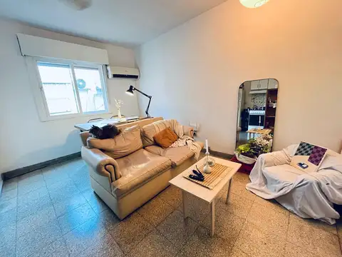 Departamento en venta, lourdes, Rosario, 1 dormitorio por escalera !