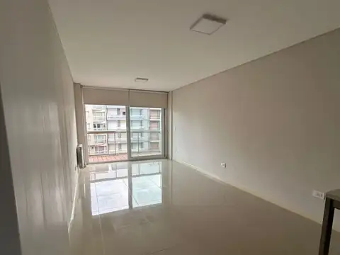 Cronos XVII Departamento de 2 ambientes con cochera y amenities en La Perla