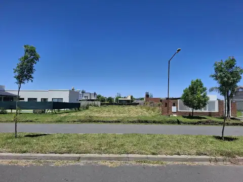 Terreno en Funes norte