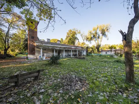 Lote en venta 800 mts en Bella Vista Barrio con porton