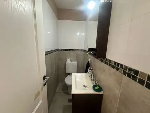 Casa con Local en Venta Madariaga