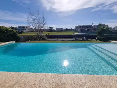 Casa  en Venta en El Yacht, Nordelta, Tigre