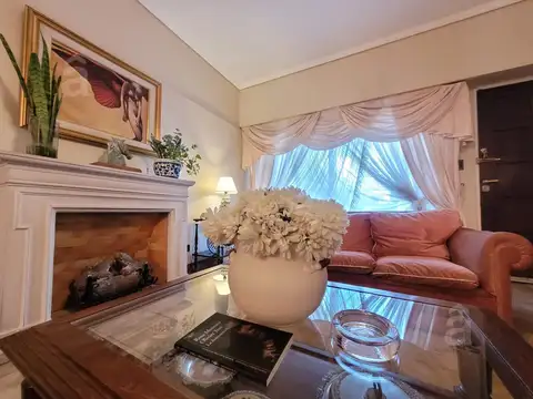 San Luis al 4100 entre Las Heras y Paraná