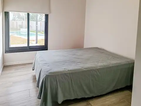 Casa en Venta en Piñero, USD 250.000