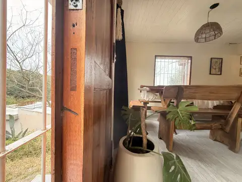 Casa 3 ambientes con 1 baño