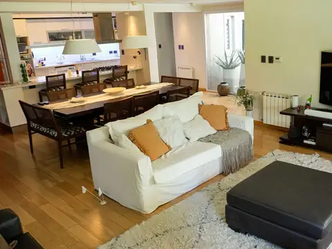 Casa en Venta en Manuel B Gonnet, USD 465.000