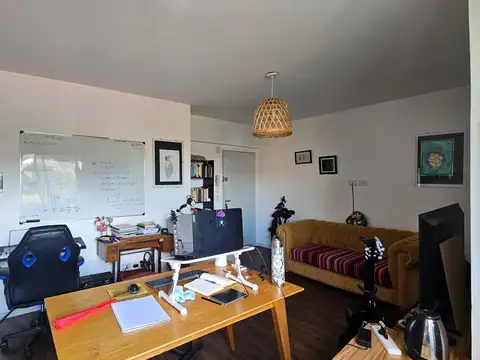 Departamento en Venta en Parque Chacabuco, USD 68.000