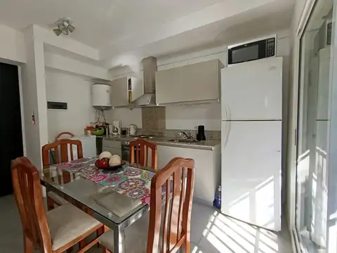 Alquiler  Dpto 2 amb. amueblado c/terraza y parril