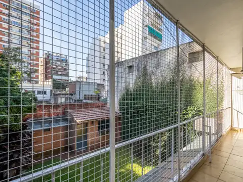 Estomba 2300, Piso 1