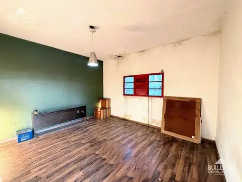 Casa 6 ambientes con 3 baños