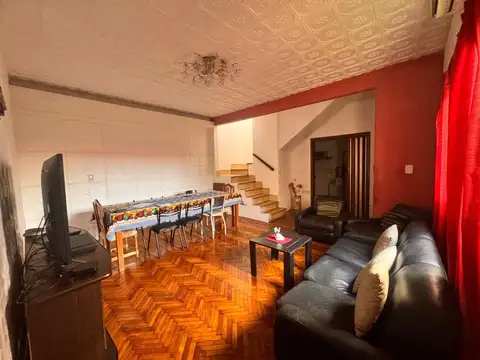 Depto Tipo Casa en Venta 16 años
