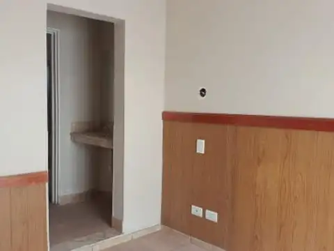 Hotel en venta - 6 Dormitorios - Cofico