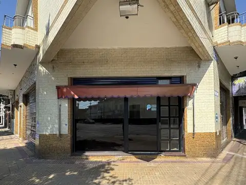 Local en Alquiler en Lanus Este, $ 800.000