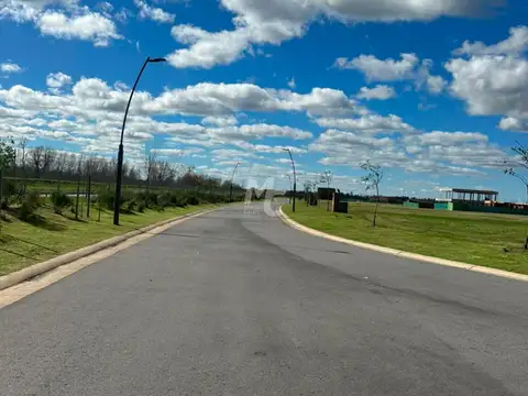 Terreno en Venta de 676,0 m2