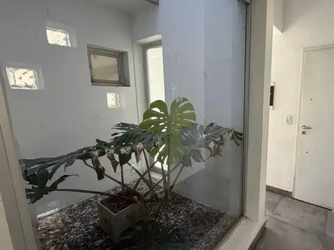 CASA EN VENTA EN LOS ARCES 4 AMBIENTES