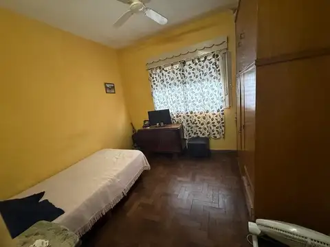 Pje. Bariloche 300, Piso 1