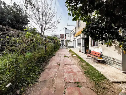 Casa en Venta con 1 cochera