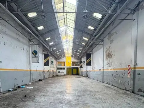 ROSETI 643 - GALPON 9X47 - 450M2 - CHACARITA
