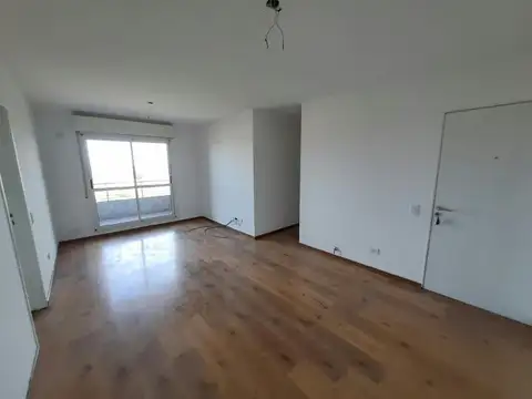 Bv. 27 de febrero 730 , Piso 8