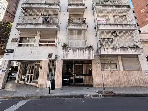 Laprida  al 1400
