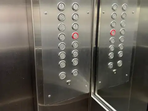 Oficina en Alquiler al Norte