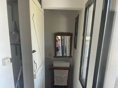 Casa 4 ambientes con 1 baño