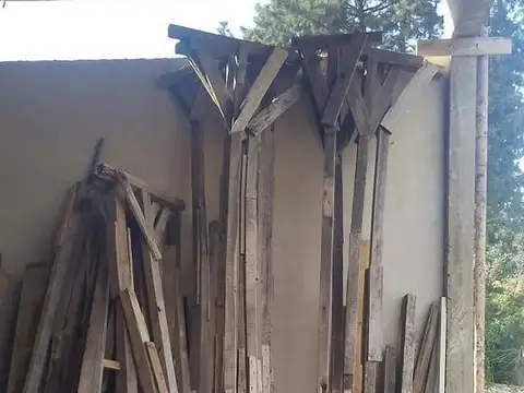 Venta de terreno amplio con losa en Gonzalez Catan