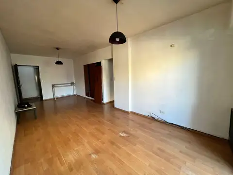 Departamento 1 ambiente con balcón y cocina separada en Villa Santa Rita