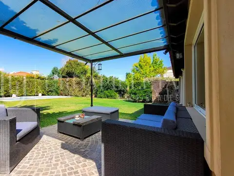 Casa en Alquiler al Este