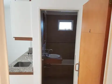 saravi 1400