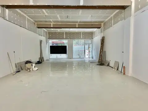 Local en Alquiler en Retiro, USD 3.300