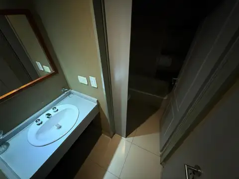 ALQUILER •LINIERS • PATIO PASTIZADO • 1 AMBIENTE