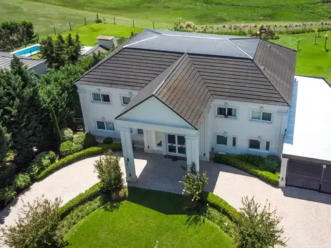 Casa en Alquiler Temporal en Haras Santa Maria, USD 6.500